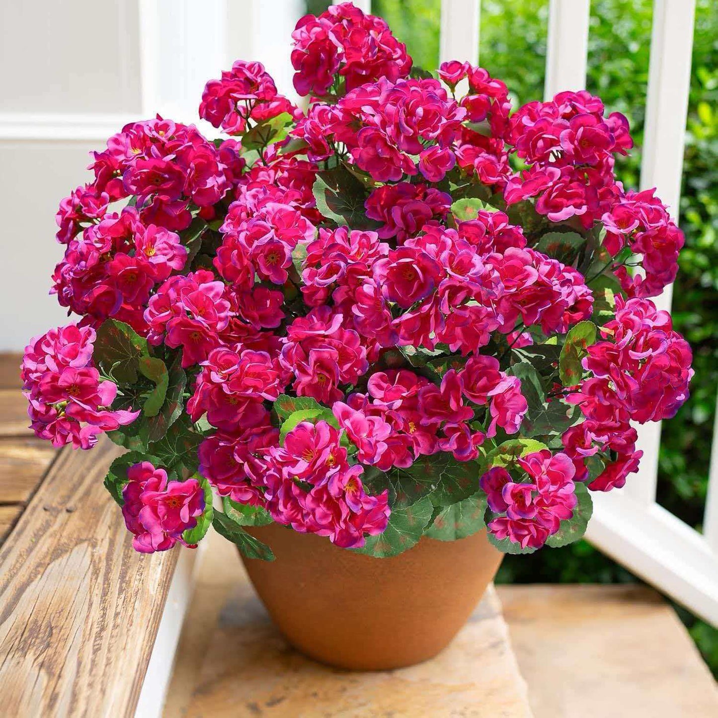 🌺8 Bundles UV Resistant Artificial Geraniums